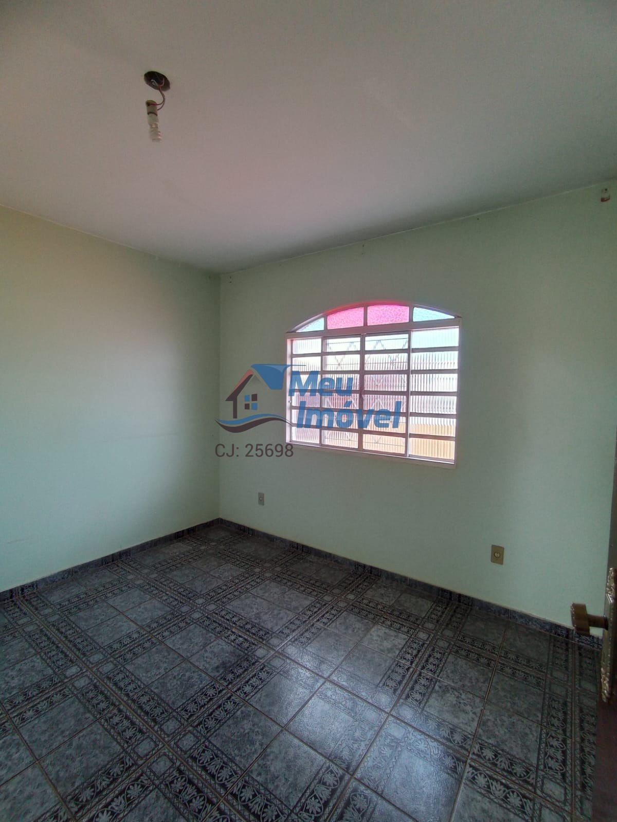 Casa à venda com 5 quartos, 200m² - Foto 18