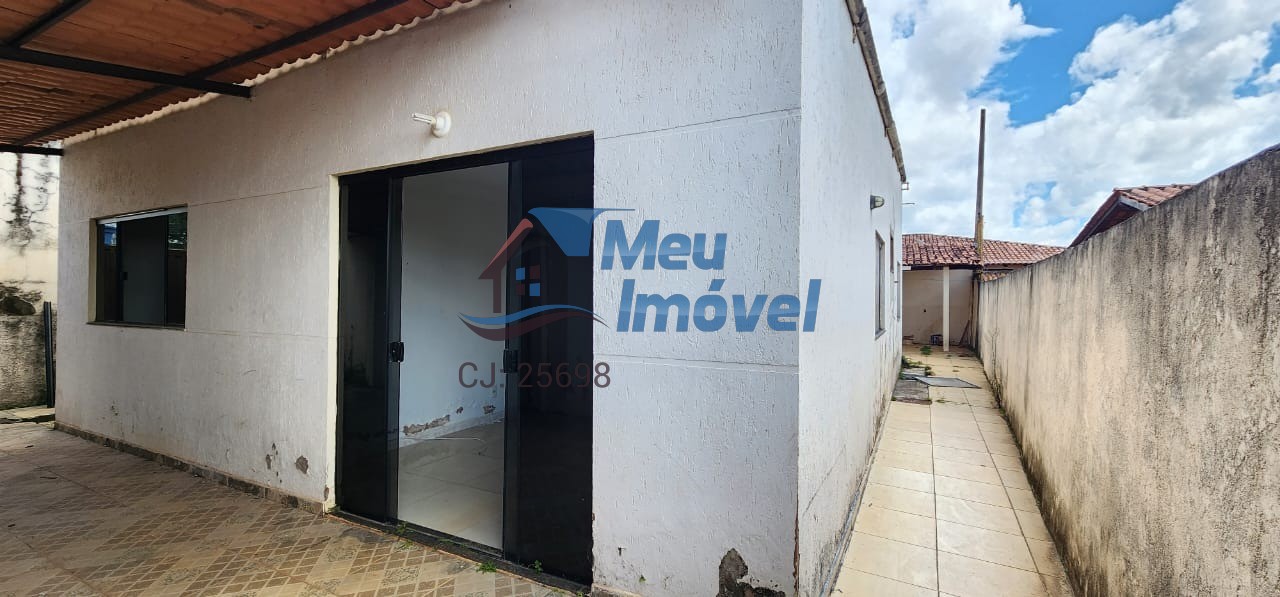 Casa à venda com 3 quartos, 90m² - Foto 15