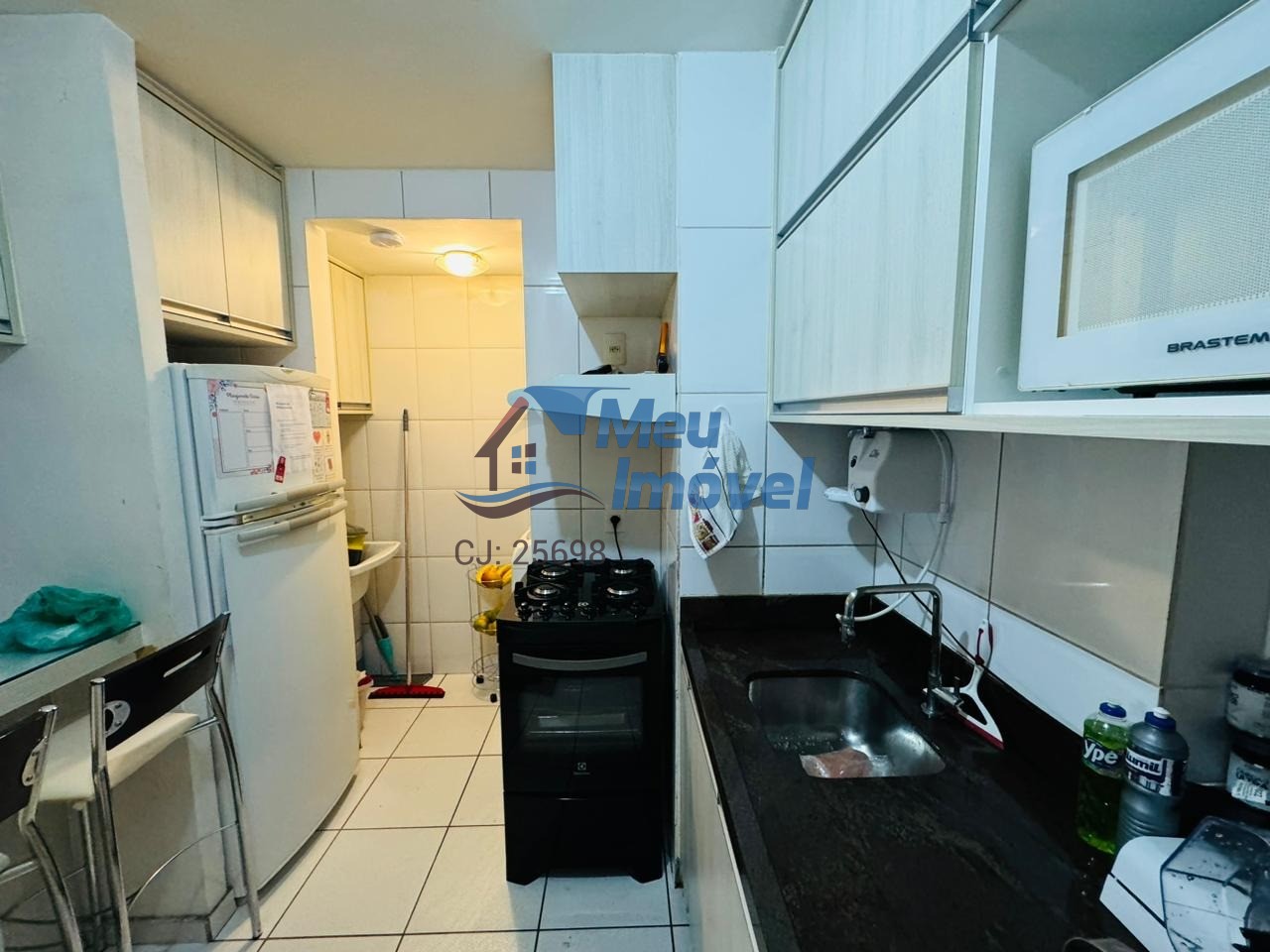 Apartamento à venda com 2 quartos, 63m² - Foto 13