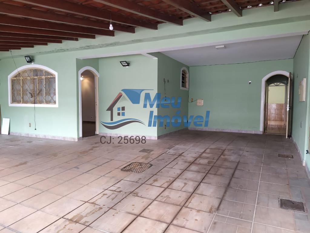 Casa à venda com 5 quartos, 350m² - Foto 1