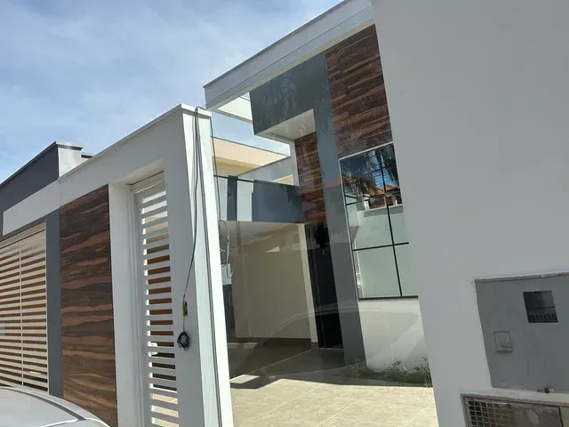 Casa à venda com 3 quartos, 230m² - Foto 2