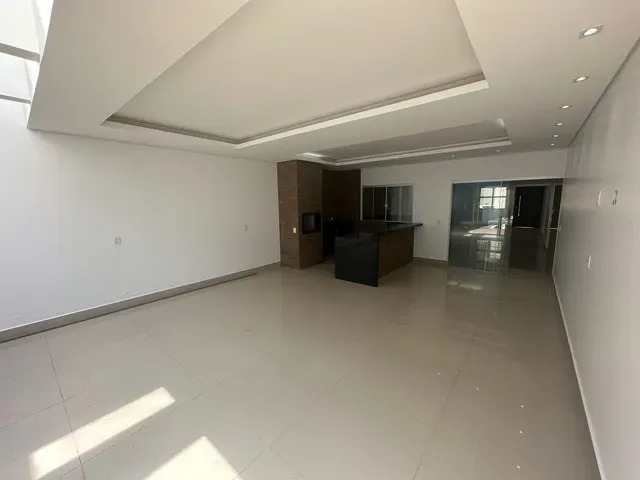 Casa à venda com 3 quartos, 230m² - Foto 14