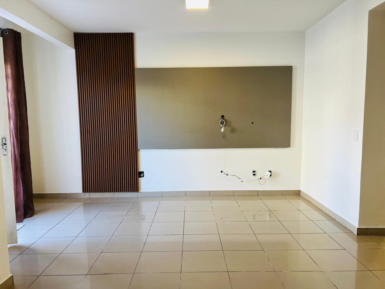 Casa à venda com 4 quartos, 300m² - Foto 4