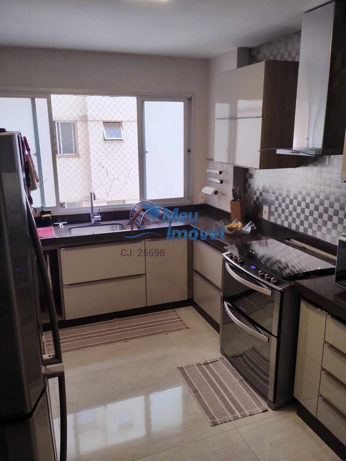 Apartamento à venda com 3 quartos, 148m² - Foto 1