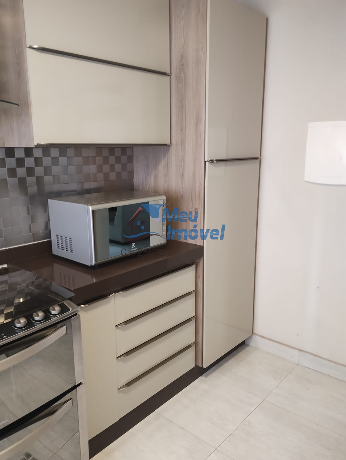 Apartamento à venda com 3 quartos, 148m² - Foto 4