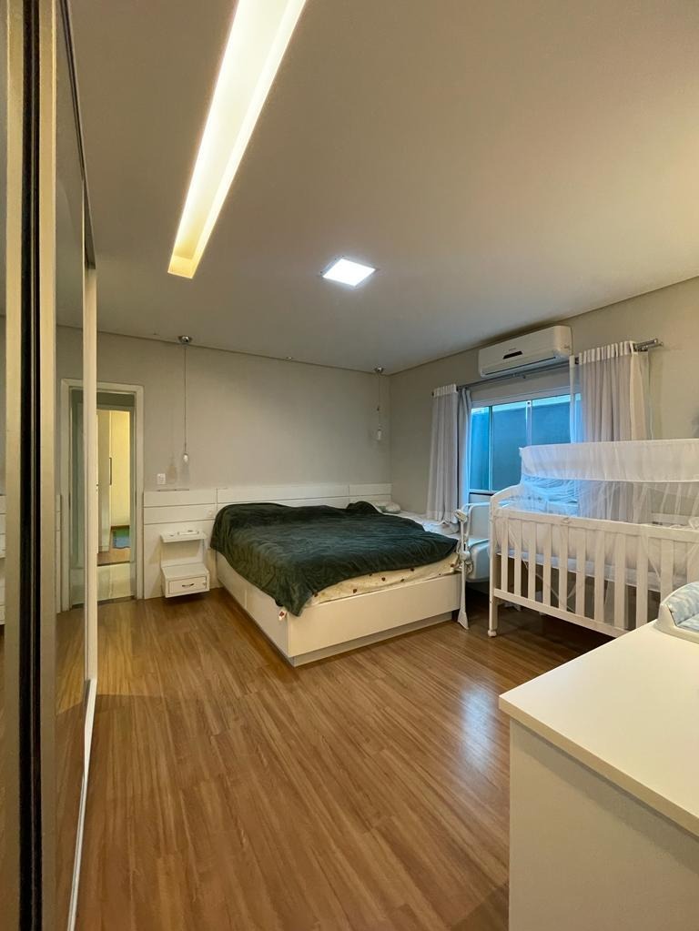 Casa à venda com 3 quartos, 400m² - Foto 9