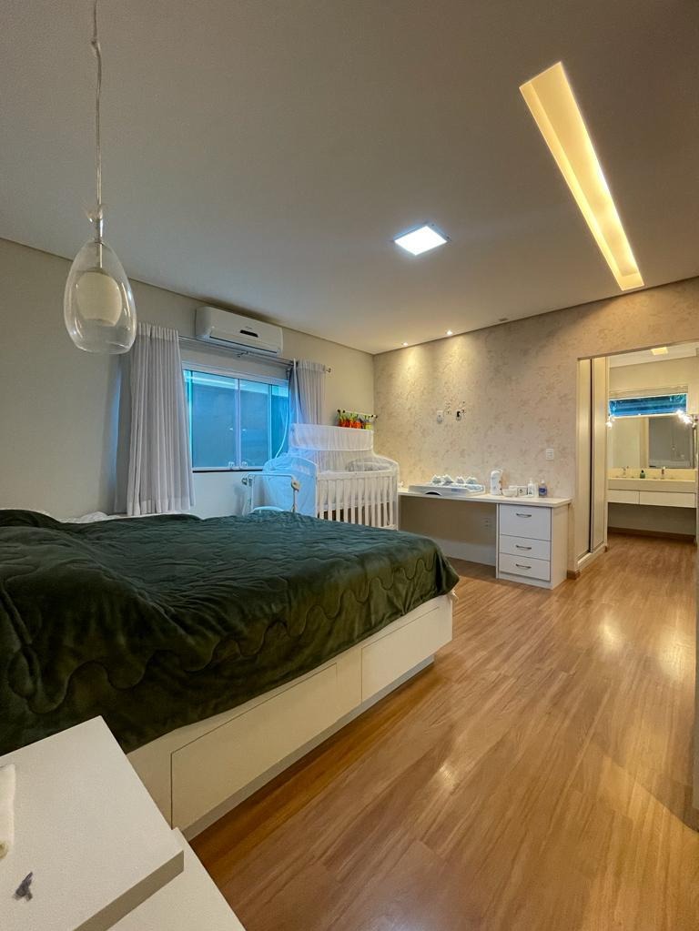 Casa à venda com 3 quartos, 400m² - Foto 10