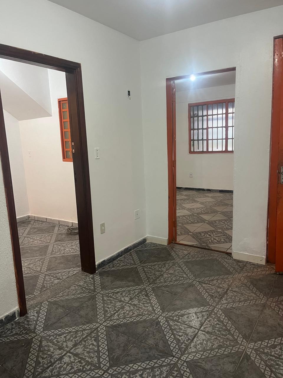 Casa para alugar com 2 quartos, 80m² - Foto 48