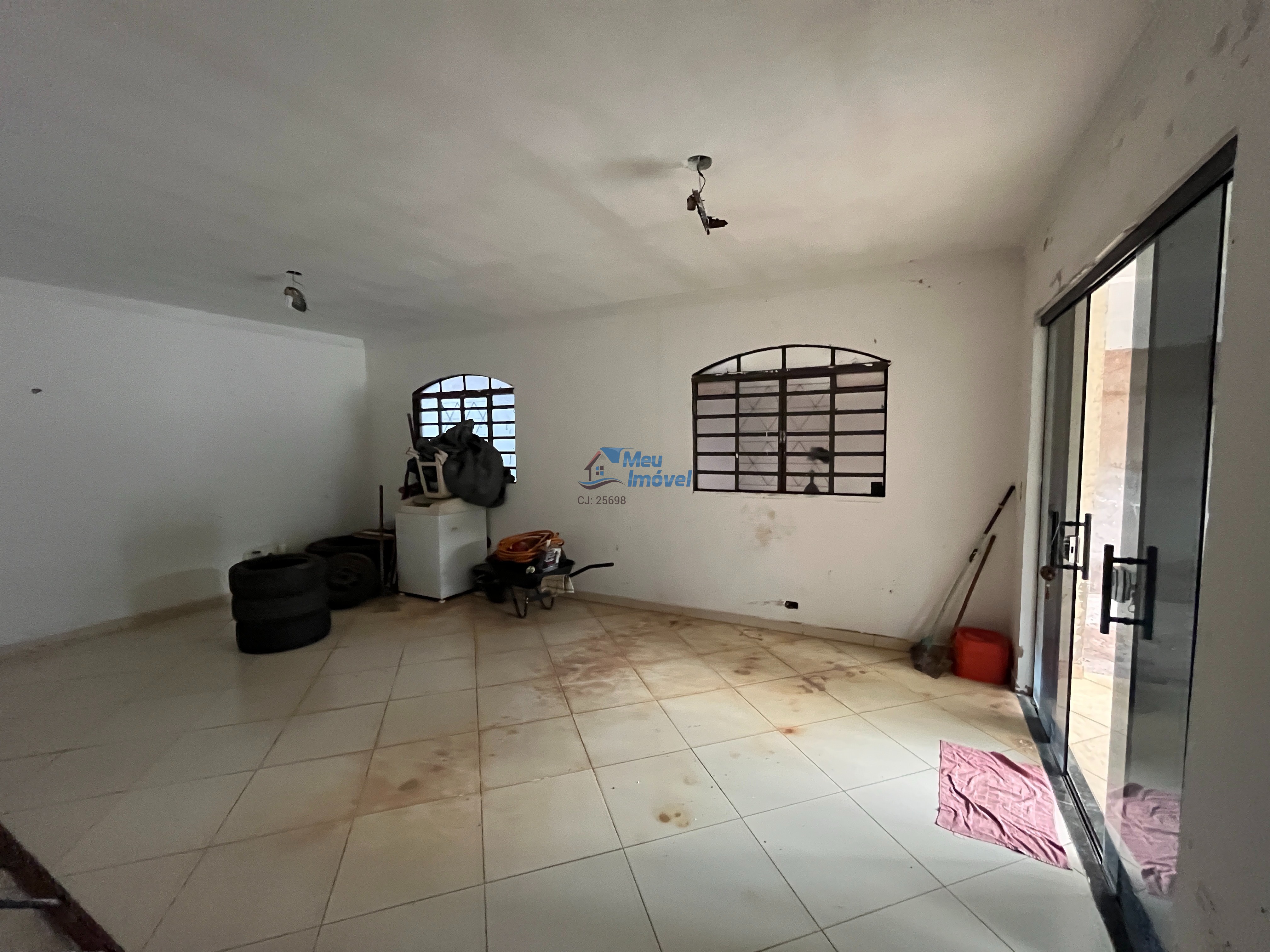 Casa à venda com 6 quartos, 380m² - Foto 14