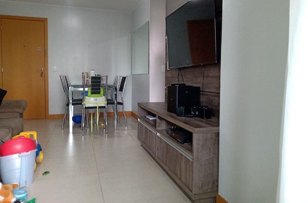 Apartamento à venda com 2 quartos, 75m² - Foto 3