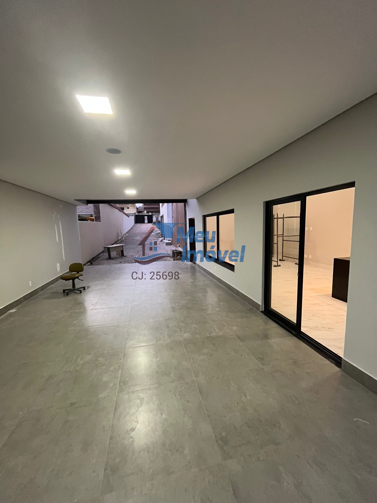 Casa à venda com 3 quartos, 250m² - Foto 15