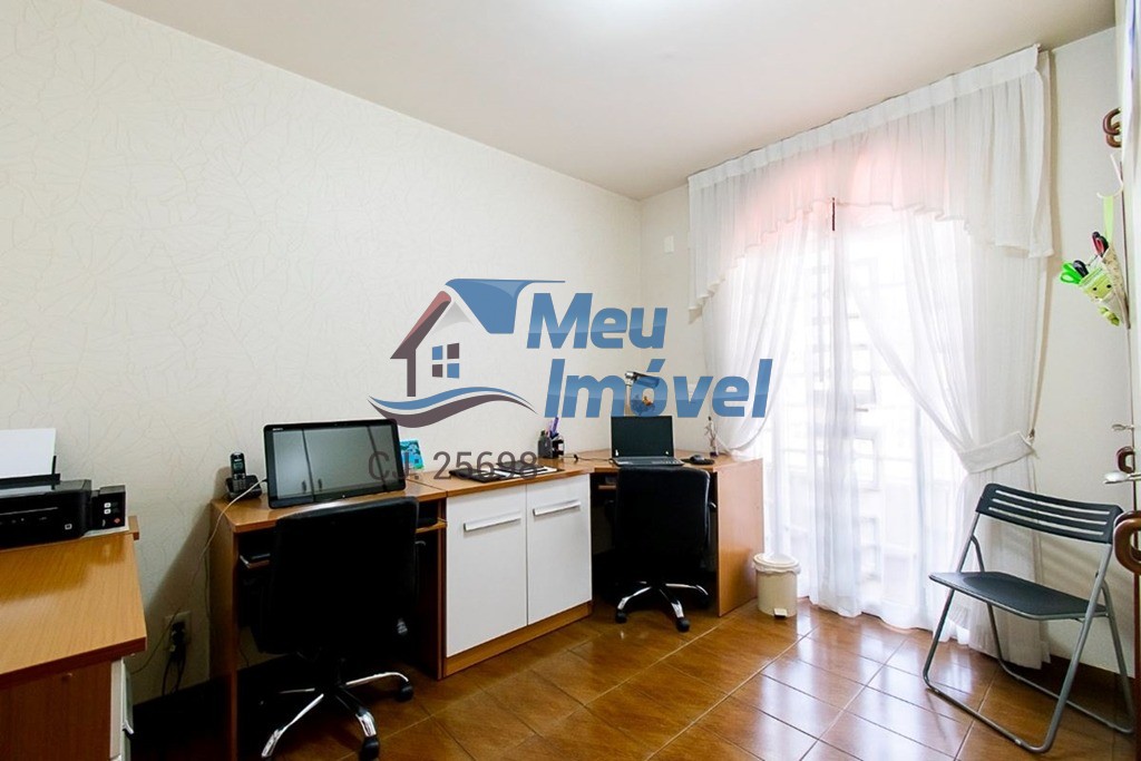 Casa à venda com 4 quartos, 300m² - Foto 29