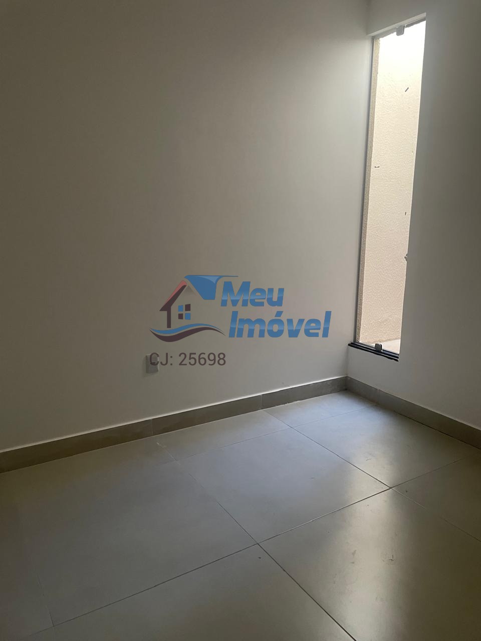 Casa à venda com 3 quartos, 101m² - Foto 4