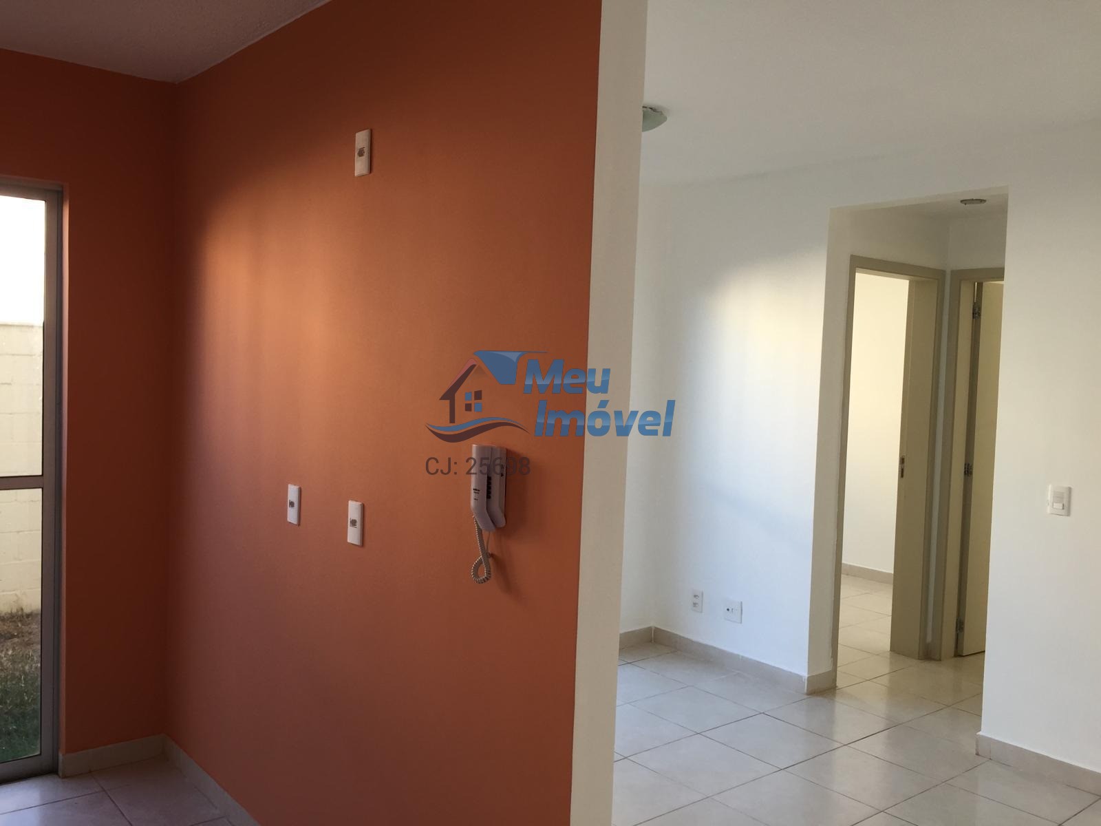 Apartamento à venda com 2 quartos, 72m² - Foto 2