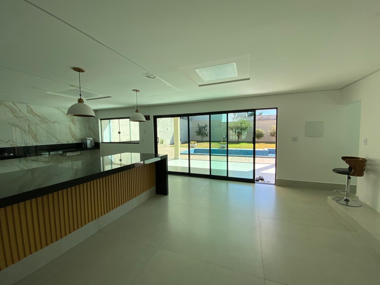 Casa à venda com 5 quartos, 450m² - Foto 14