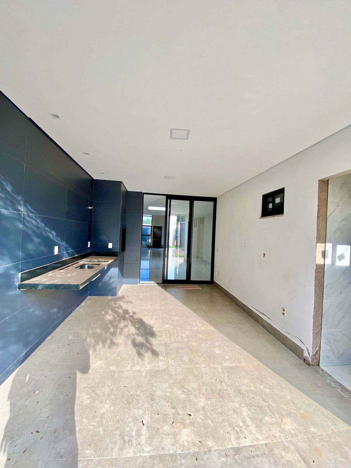 Casa à venda com 3 quartos, 280m² - Foto 10