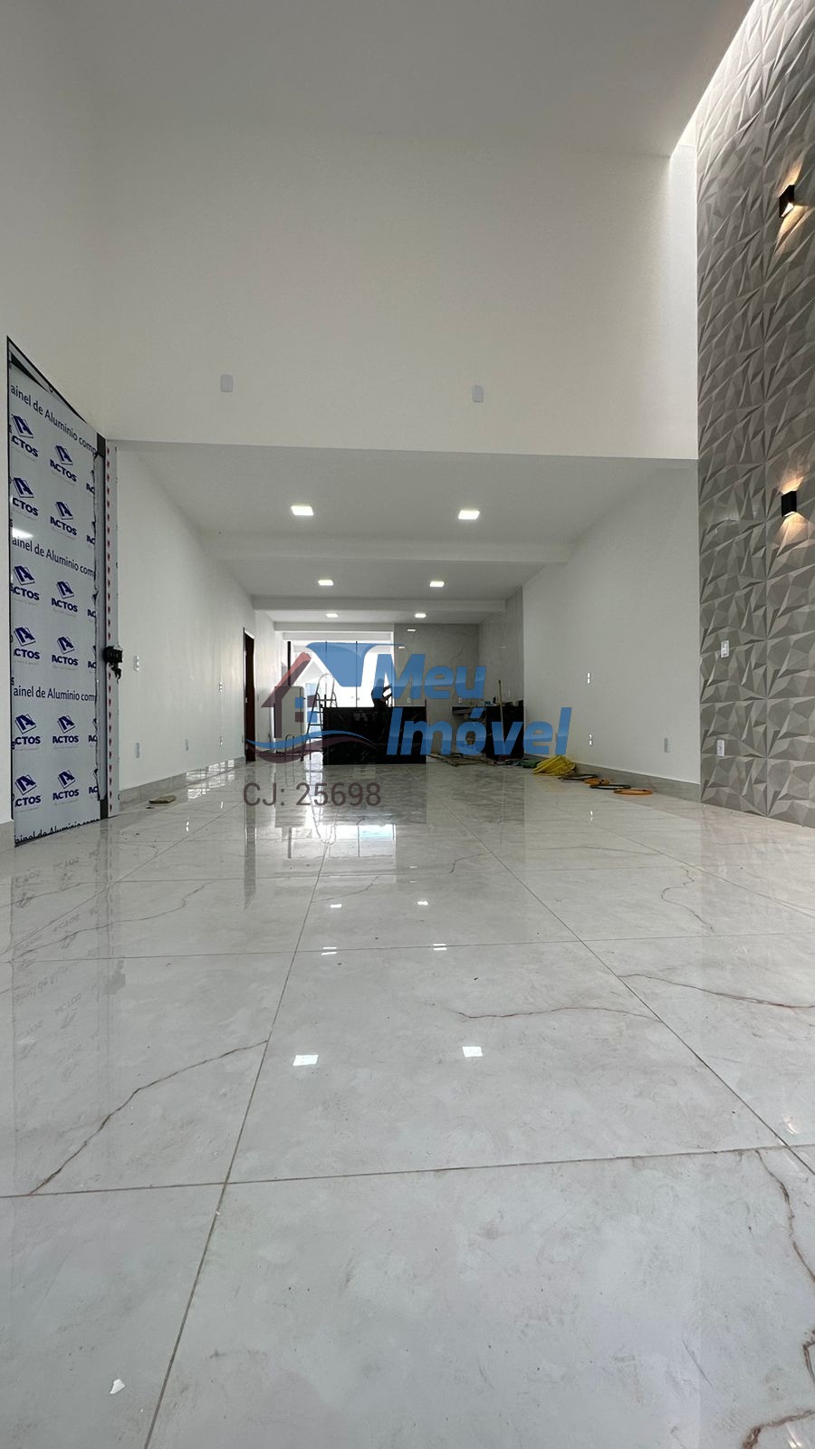 Casa à venda com 3 quartos, 240m² - Foto 12