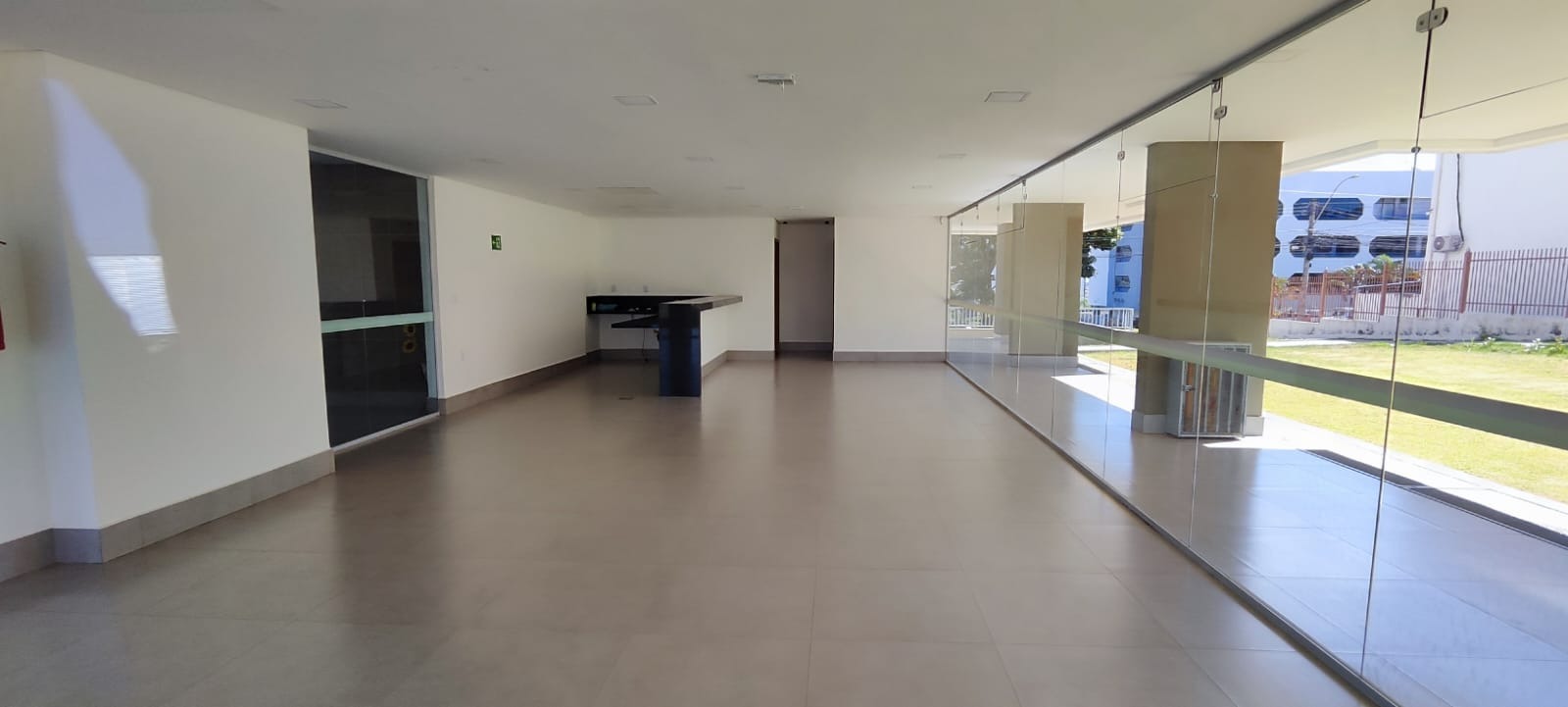 Apartamento à venda com 2 quartos, 67m² - Foto 26