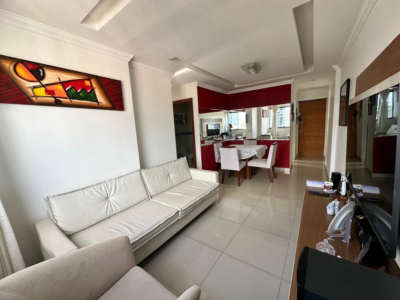 Apartamento à venda com 2 quartos, 60m² - Foto 2