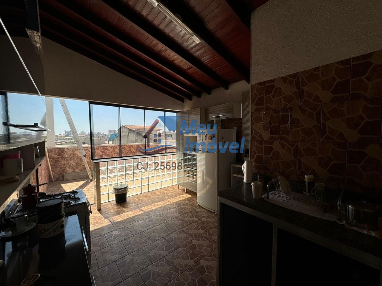 Casa à venda com 5 quartos, 328m² - Foto 30