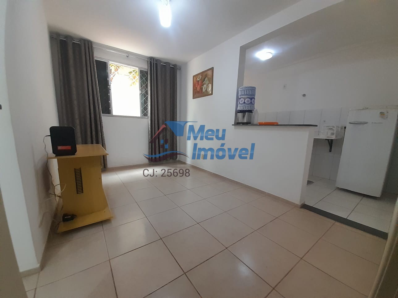 Apartamento à venda com 2 quartos, 48m² - Foto 2