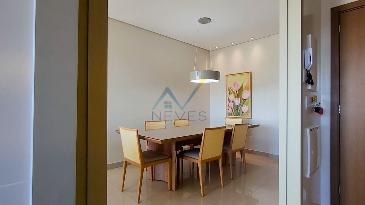 Apartamento à venda com 3 quartos, 114m² - Foto 4