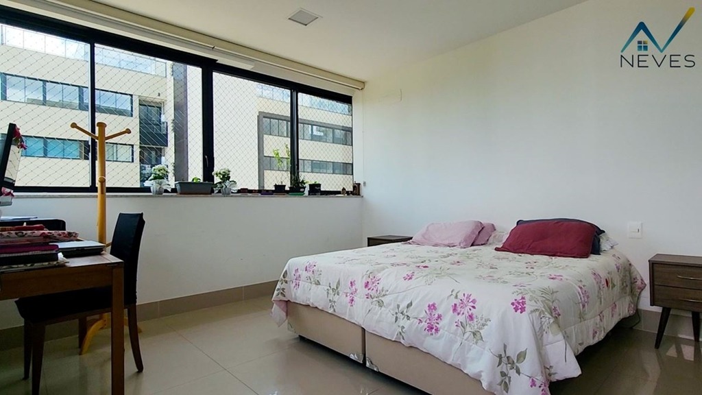 Apartamento à venda com 3 quartos, 116m² - Foto 9