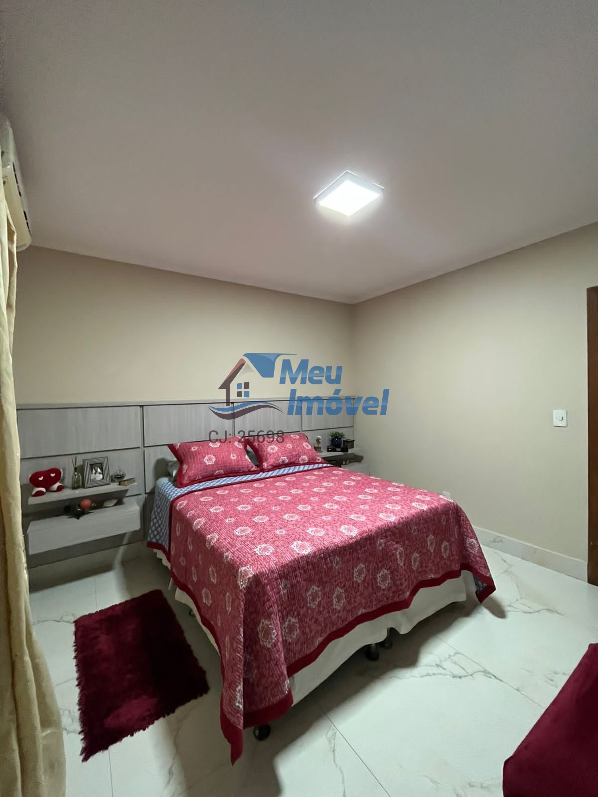 Casa à venda com 4 quartos, 350m² - Foto 16