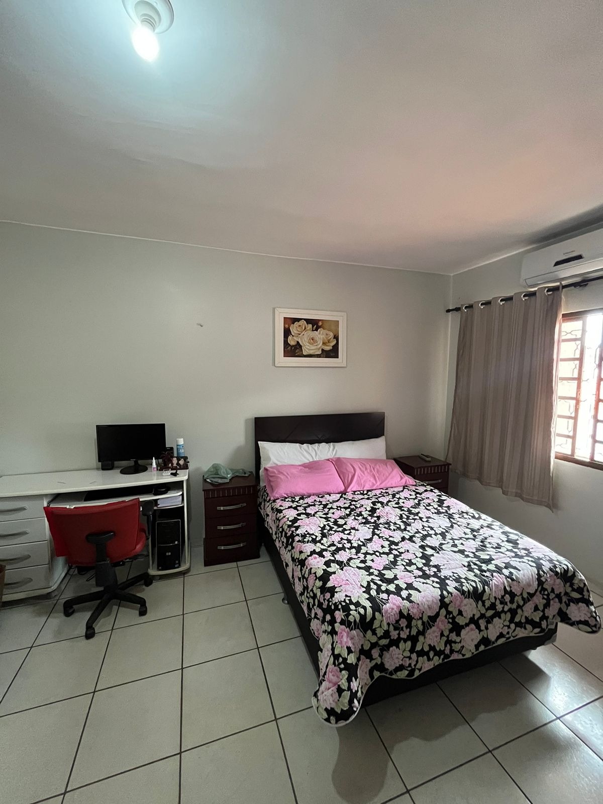 Casa à venda com 5 quartos, 300m² - Foto 13