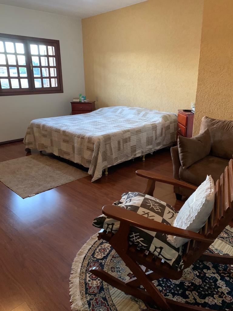 Casa à venda com 4 quartos, 320m² - Foto 10