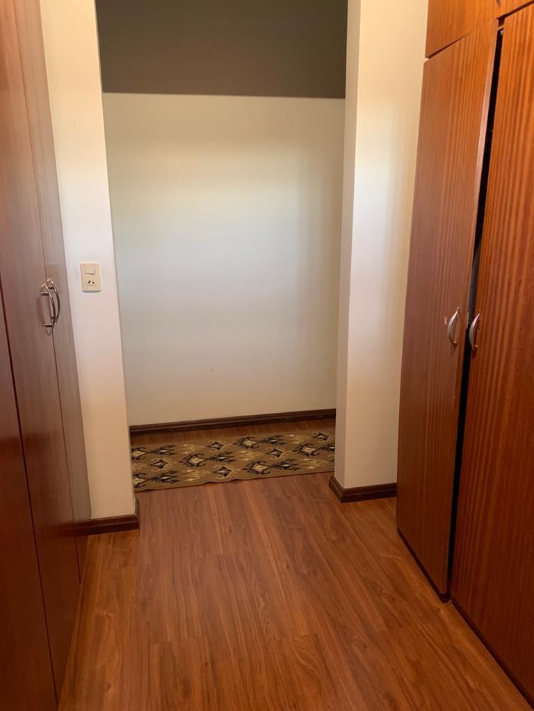 Casa à venda com 4 quartos, 320m² - Foto 18