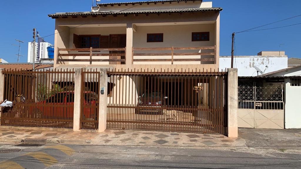 Casa à venda com 4 quartos, 320m² - Foto 23