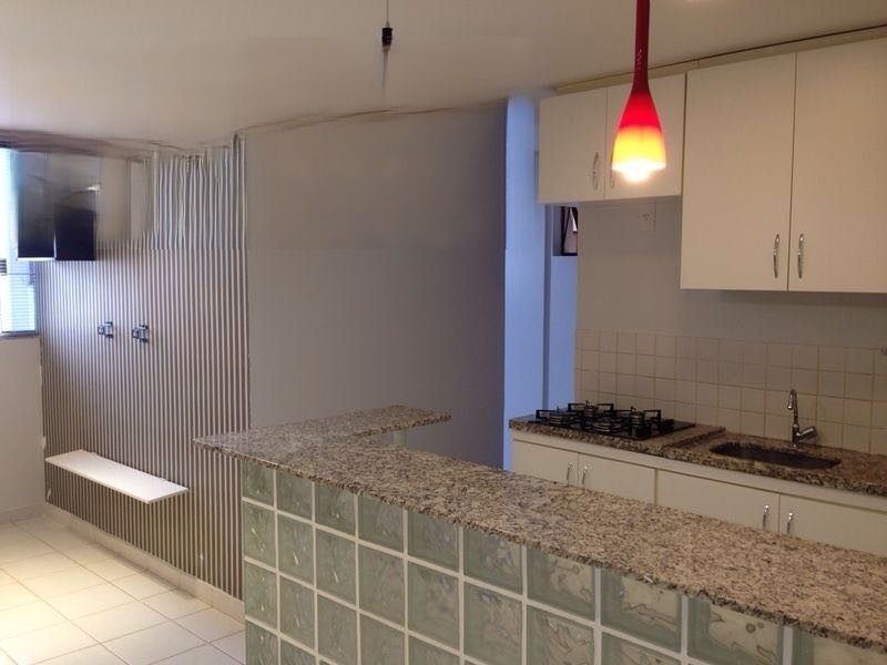 Apartamento à venda com 1 quarto, 38m² - Foto 1