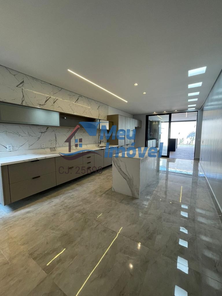 Casa à venda com 4 quartos, 320m² - Foto 8