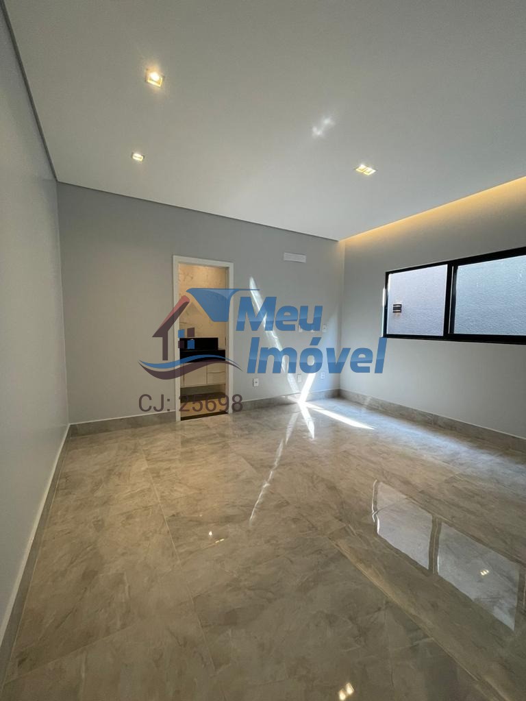 Casa à venda com 4 quartos, 320m² - Foto 14