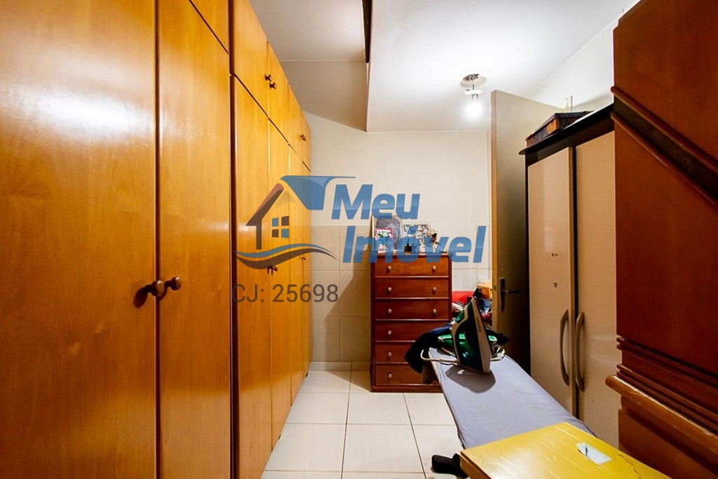 Casa à venda com 3 quartos, 360m² - Foto 24