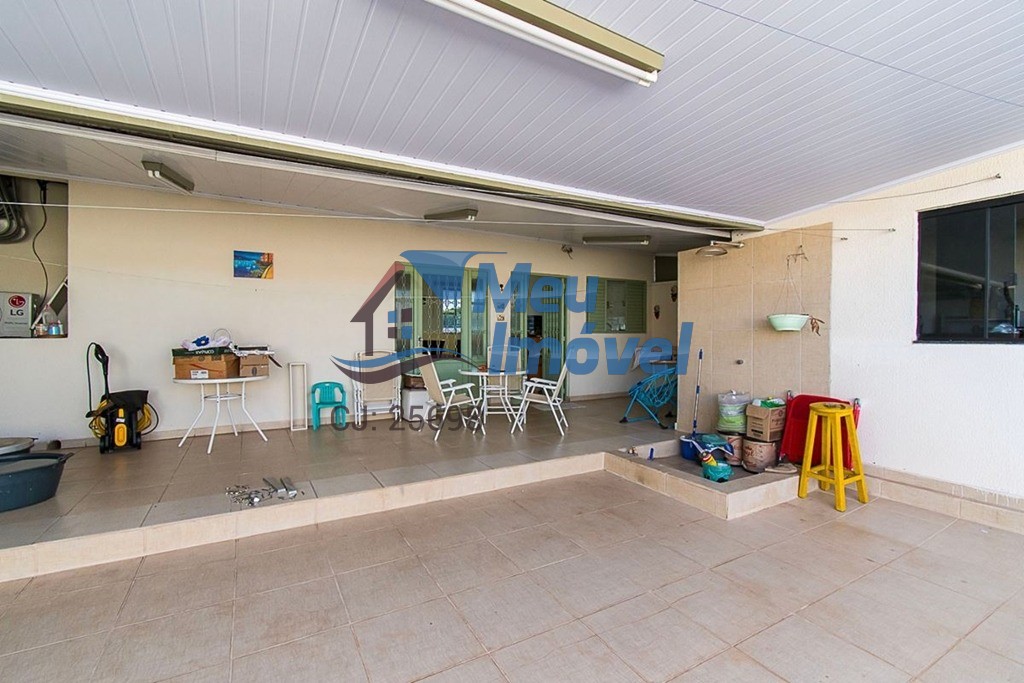 Casa à venda com 3 quartos, 360m² - Foto 50