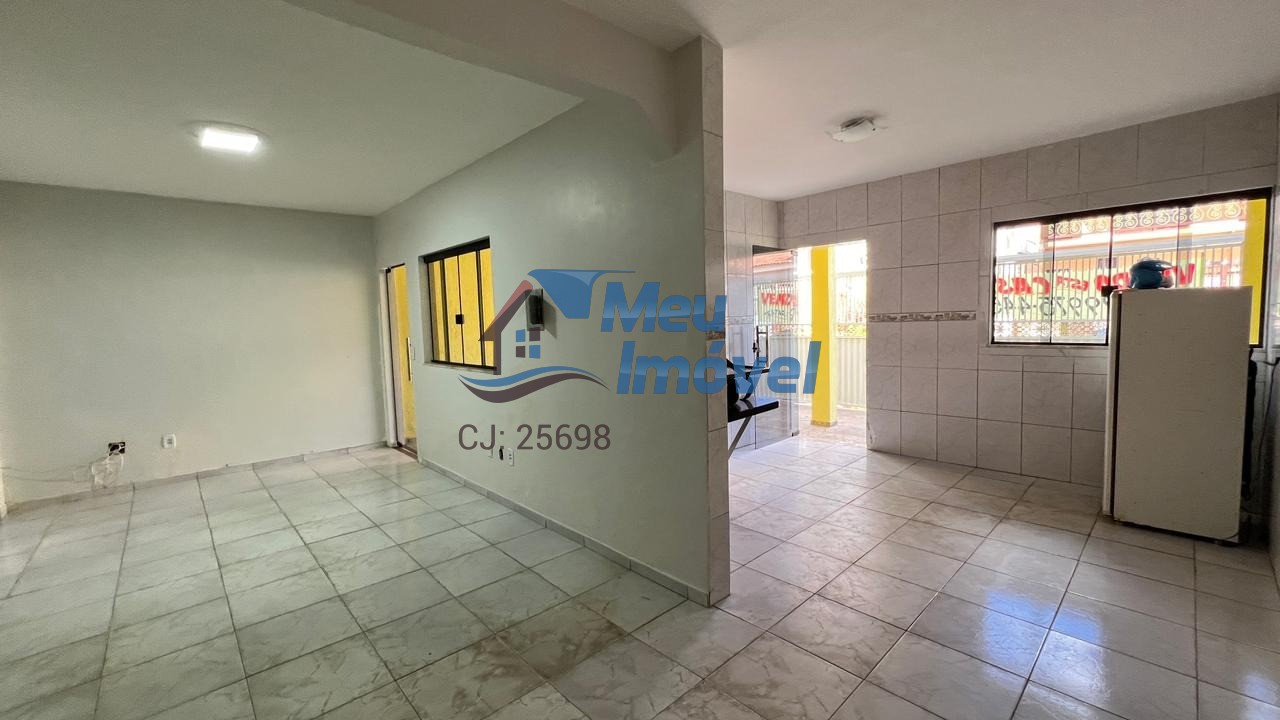 Casa à venda com 4 quartos, 105m² - Foto 3