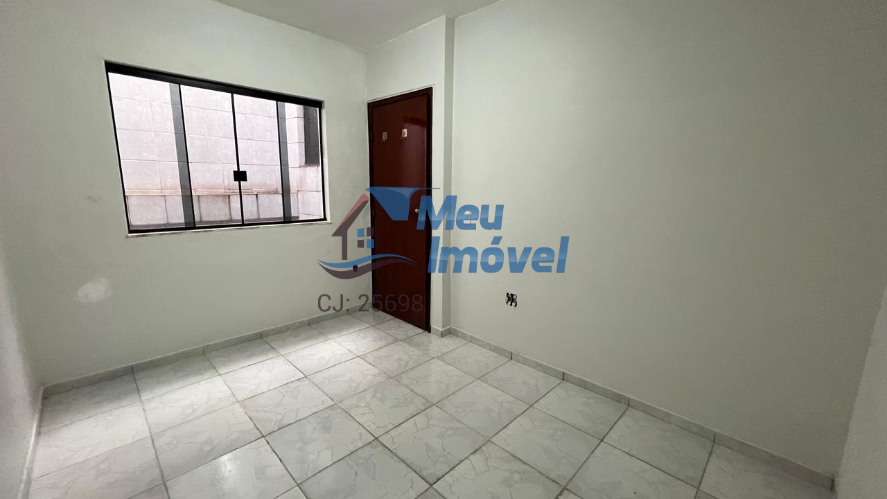 Casa à venda com 4 quartos, 105m² - Foto 13