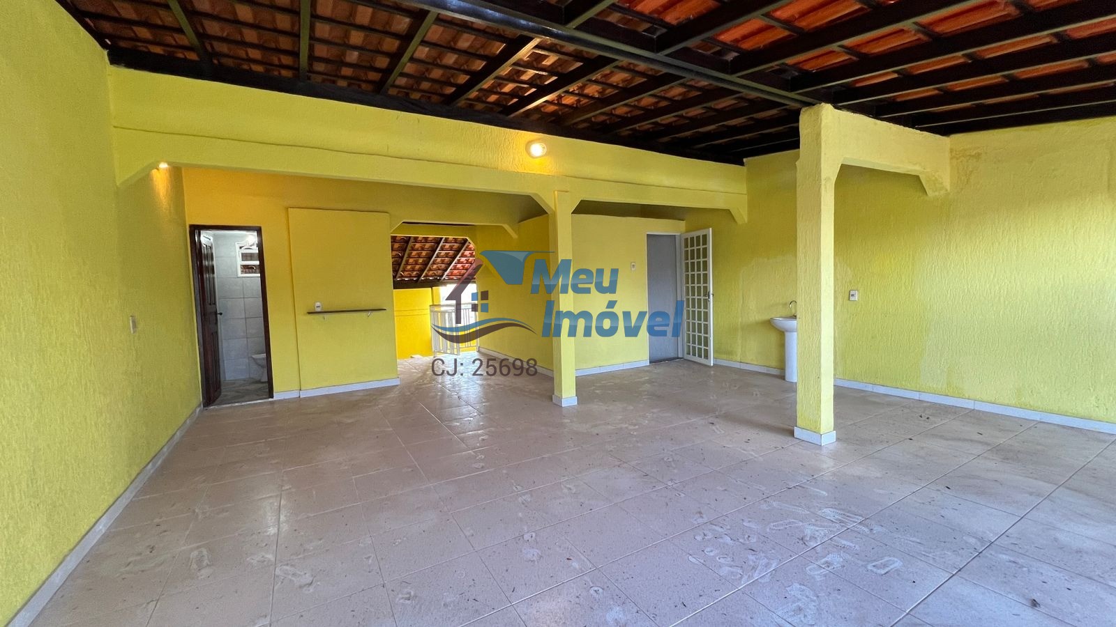 Casa à venda com 4 quartos, 105m² - Foto 26