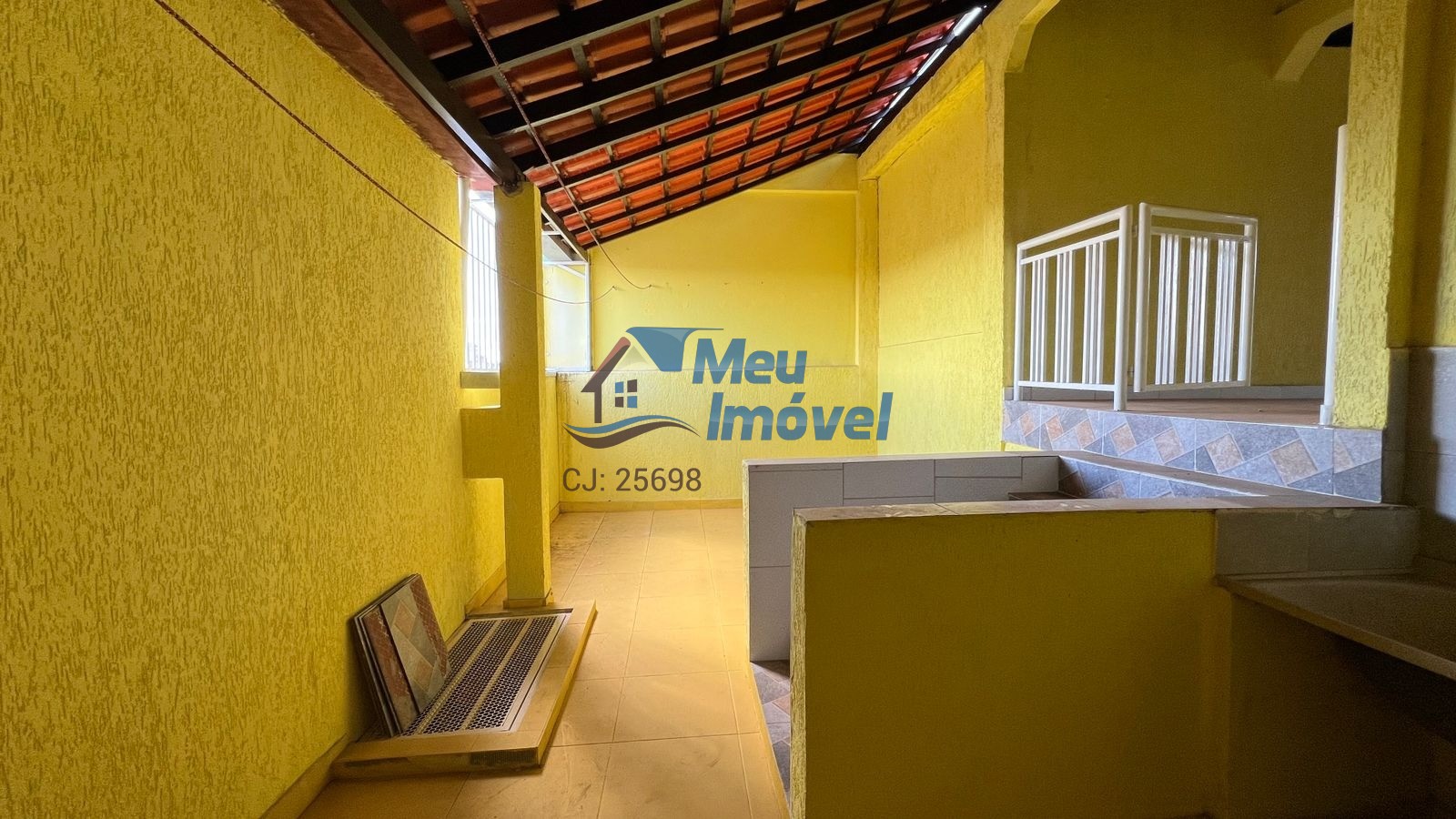 Casa à venda com 4 quartos, 105m² - Foto 28