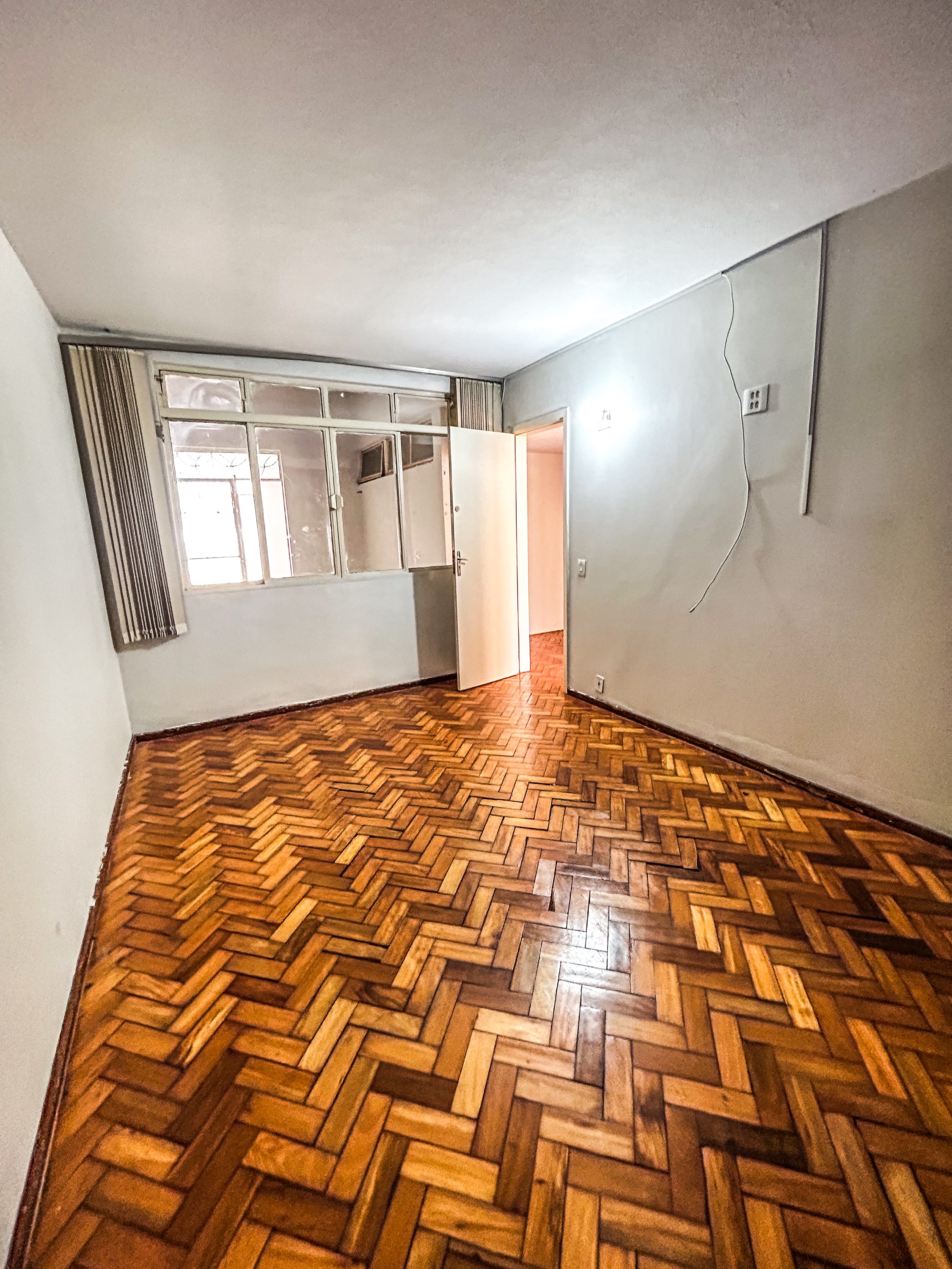 Casa à venda com 4 quartos, 206m² - Foto 16