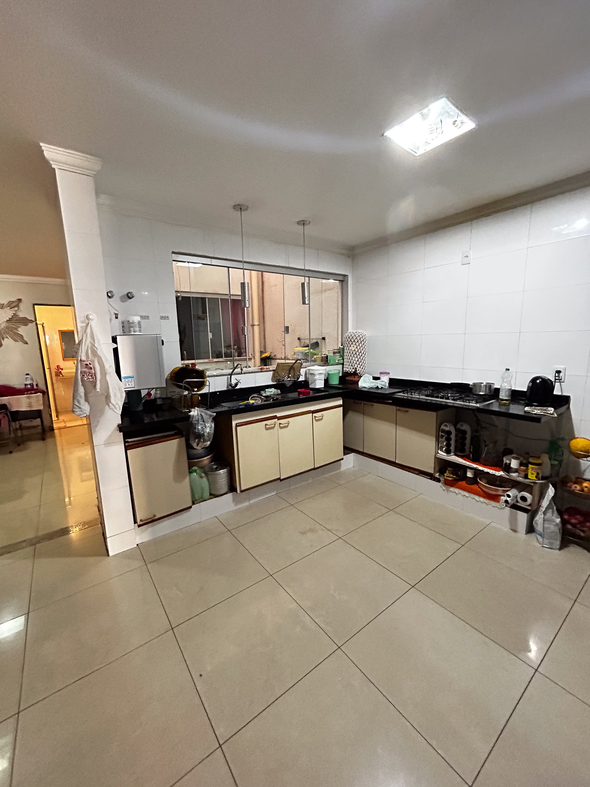 Casa à venda com 4 quartos, 200m² - Foto 14