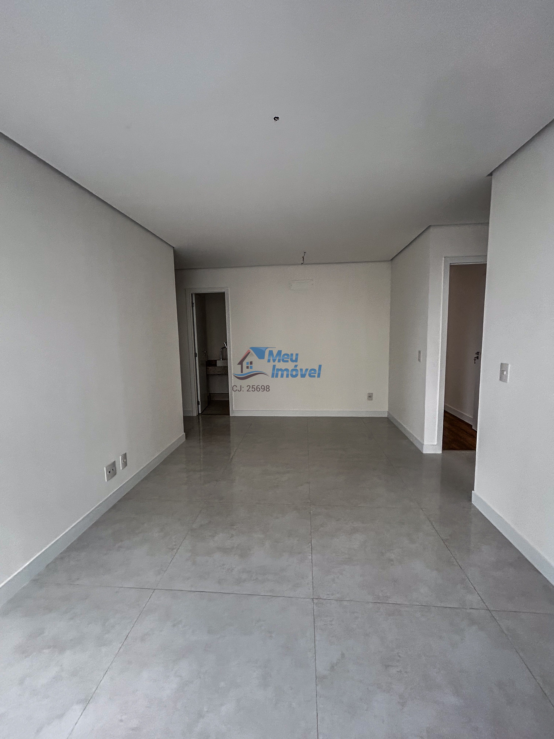 Apartamento à venda com 3 quartos, 78m² - Foto 3