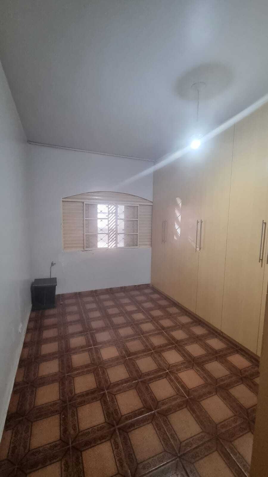 Casa à venda com 3 quartos, 150m² - Foto 3