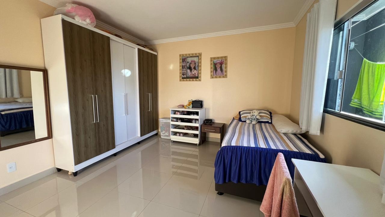 Casa à venda com 4 quartos, 378m² - Foto 14