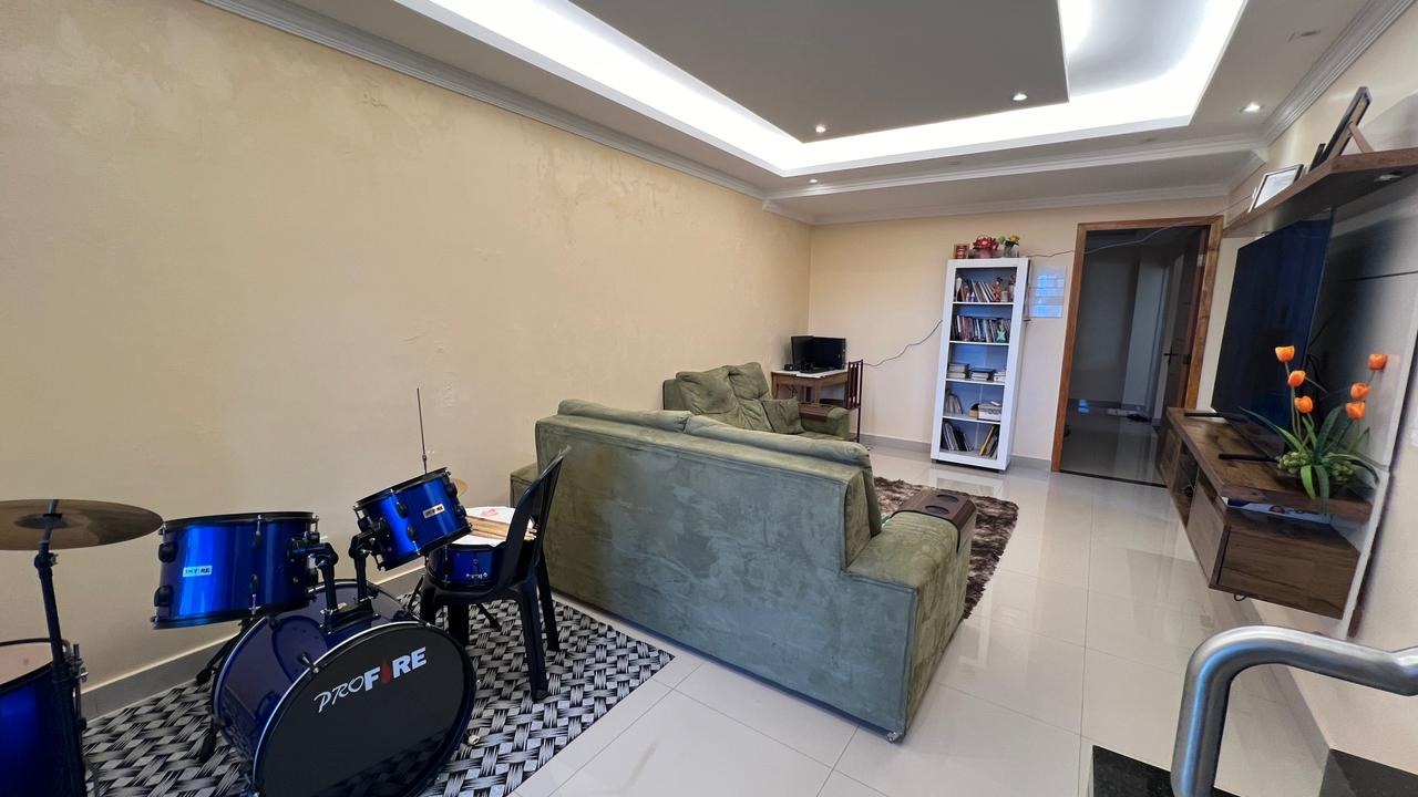 Casa à venda com 4 quartos, 378m² - Foto 21