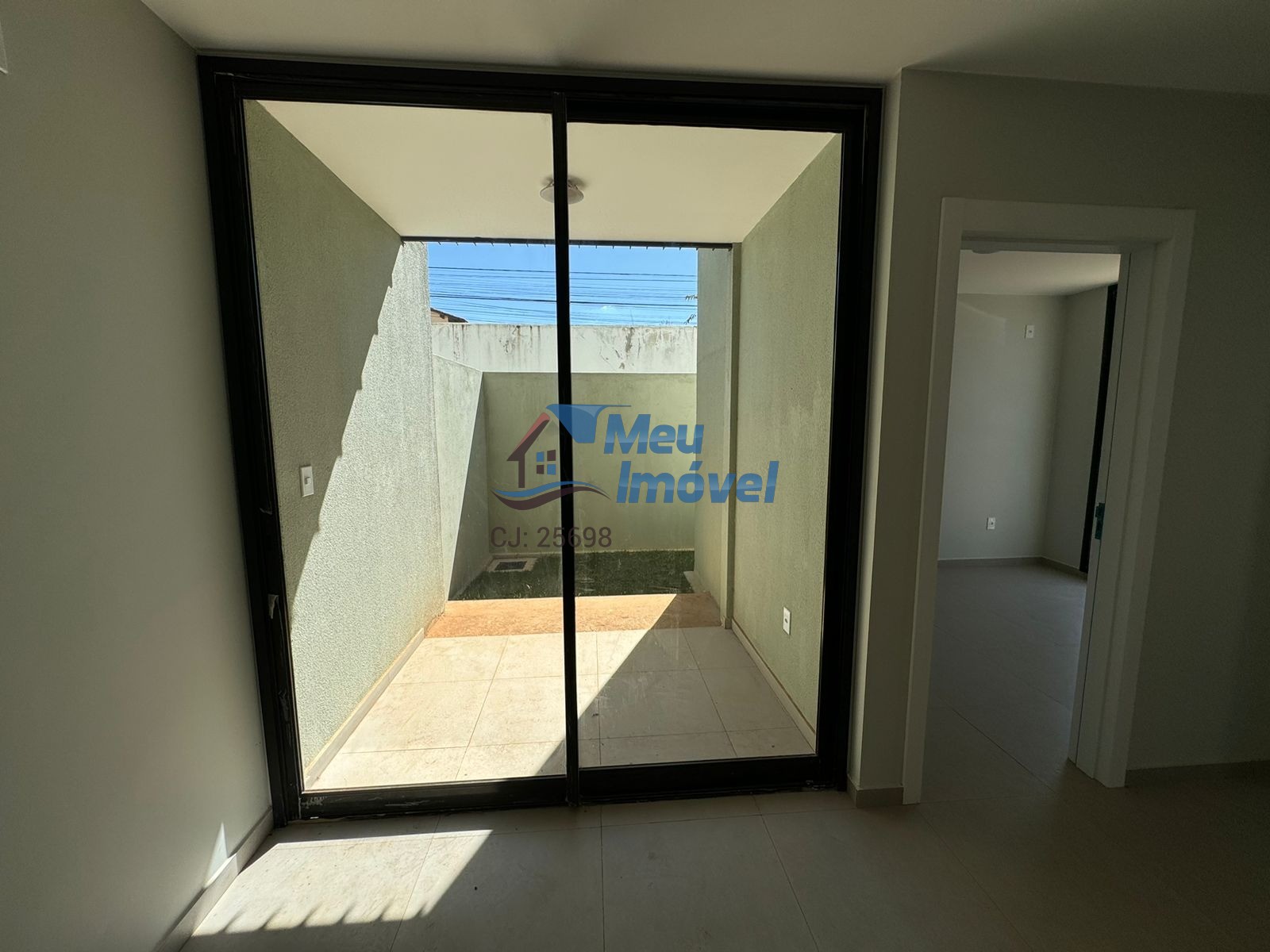 Apartamento à venda com 2 quartos, 54m² - Foto 3