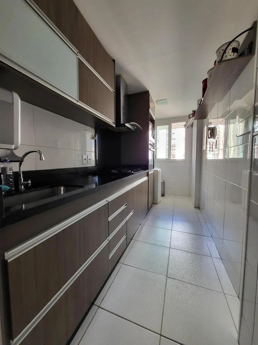 Apartamento à venda com 2 quartos, 60m² - Foto 13