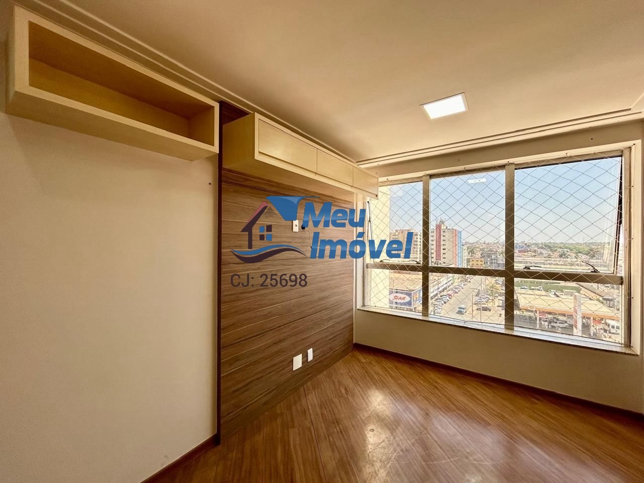 Apartamento à venda com 2 quartos, 70m² - Foto 9